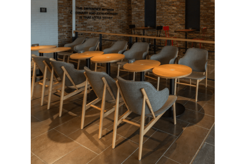 餐廳家具定制中店主應注意什么，品森餐飲家具告訴你